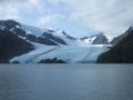 On se rapproche doucement du Portage Glacier en bateau