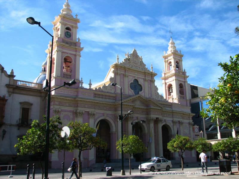 La cathédrale de Salta