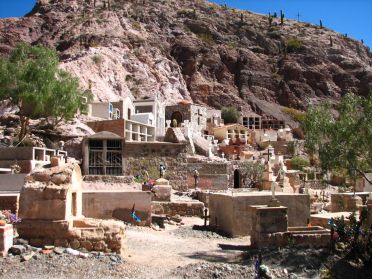 Le cimeti&egrave;re de Purmamarca