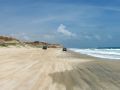 L'immense plage de Praia das Fontes est idÃ©ale pour de petites balades en buggy