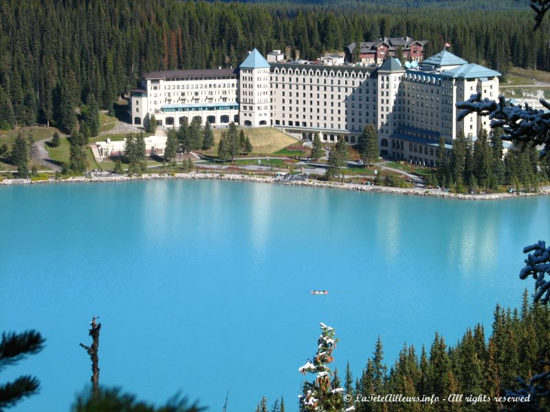 Le grand hotel au bord du lac Louise