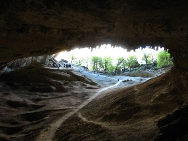 La grotte du Milod&oacute;n