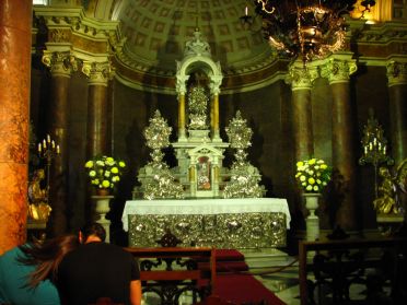 Cette cath&eacute;drale a &eacute;t&eacute; &eacute;di&iacute;&eacute;e en 1748