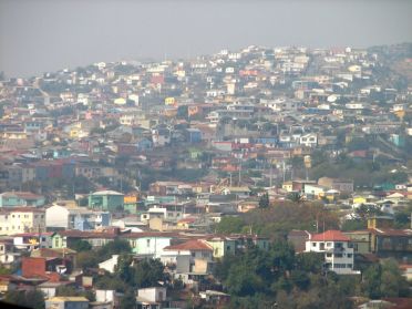 Une ville pittoresque qui semble hors du temps