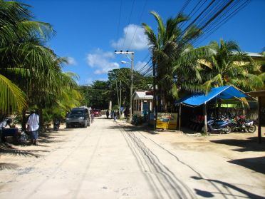 LA rue de West End