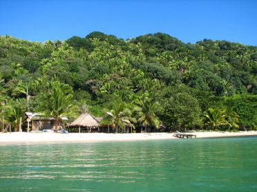 La belle plage de Playa Cocolito, un petit village garifuna