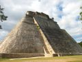 La forme ovale de cette pyramide est unique au Mexique