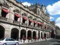 Un des nombreux vieux batiments du centre historique de Puebla