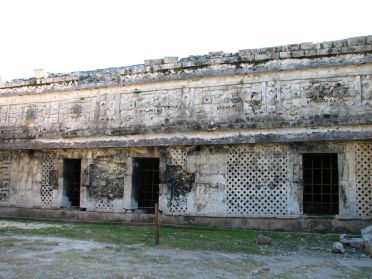 Le Temple des Nonnes et son annexe
