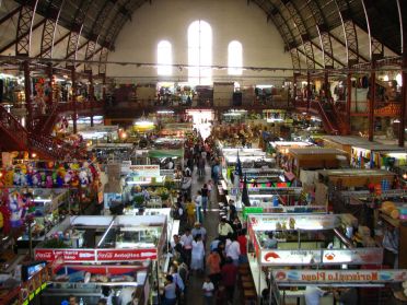 L'intérieur du marché Hidalgo