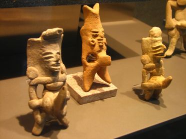 Des statuettes du culte phallique olmèque