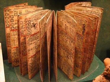 Des rubans d'&eacute;crits mayas