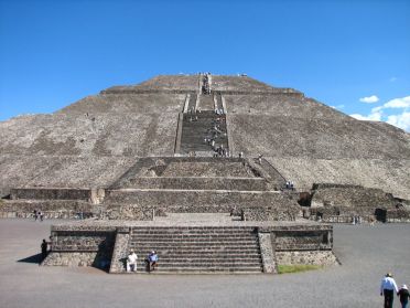 La pyramide du Soleil