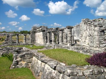 Le Grand Palais vu de derrière