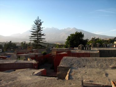 Le monast&egrave;re Santa Catalina, immense b&acirc;timent d'Arequipa