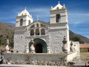 L'église de Maca, dans la vallée de Colca
