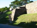 Des restes des fortifications qui entouraient la ville