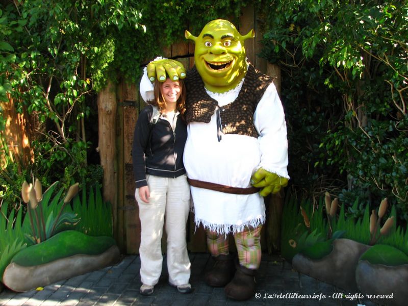 Rebecca retourne en enfance avec Shrek