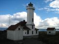 Le phare de Fort Worden fait face a l'ocean